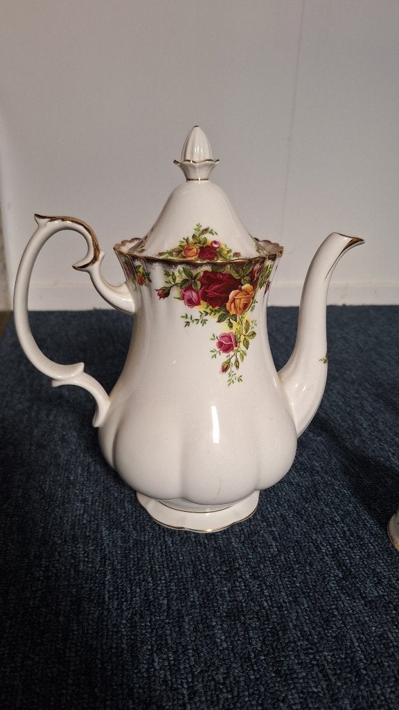 Royal Albert Old Country Rose kofiepot en theepot, Ophalen of Verzenden