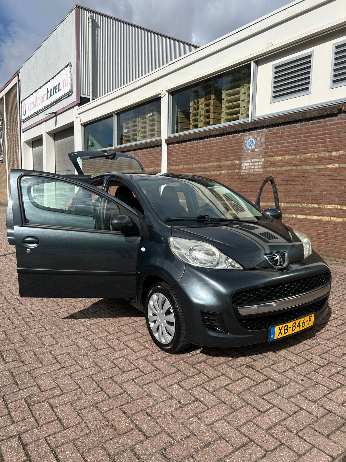 Peugeot 107 1.0 5DR Airco Carplay Nieuwe APK✅, Voorwielaandrijving, 4 stoelen, 68 pk, Handgeschakeld