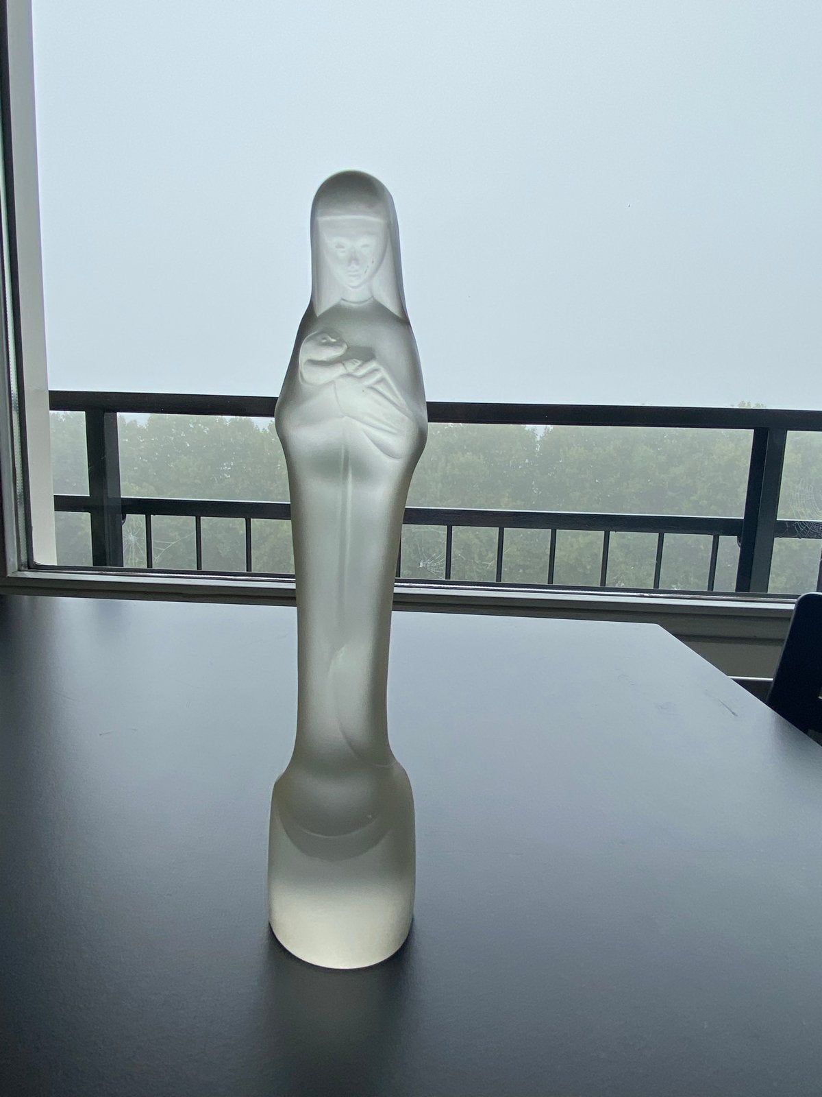 Royal Leerdam Maria met kind - gesigneerd, Antiek en Kunst, Glas, Verzenden, Wit, Beeld