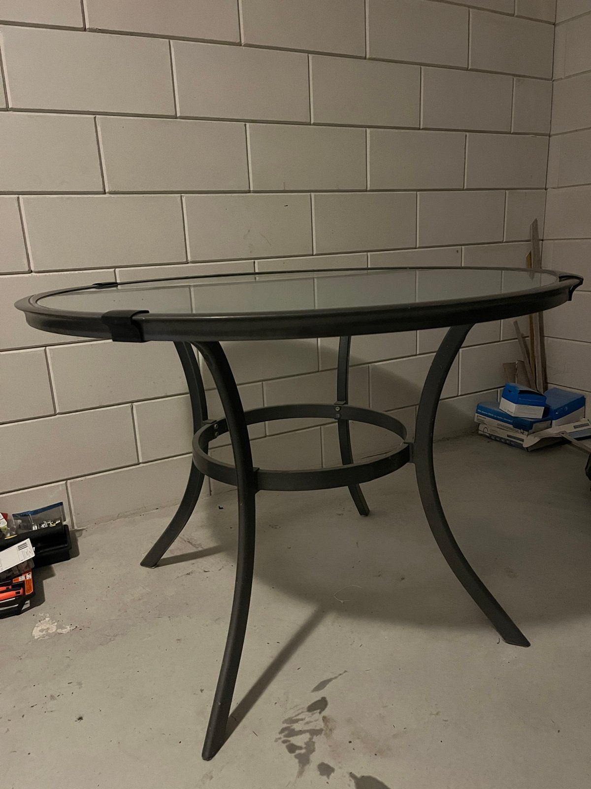 Ronde tuintafel met glazen blad, Ophalen, Gebruikt, Rond, Metaal