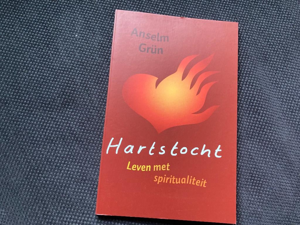 ❤️‍🔥 Hartstocht - Anselm Grün, Boeken, Ophalen of Verzenden, Zo goed als nieuw, Spiritualiteit algemeen, Achtergrond en Informatie