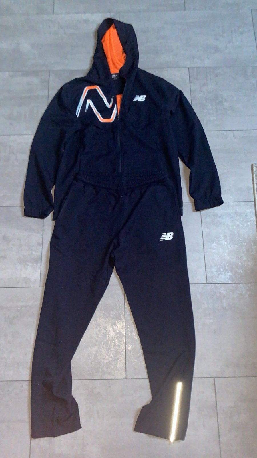 New balance trainingspak, Kleding | Heren, Sportkleding, Ophalen of Verzenden, Zo goed als nieuw, Maat 52/54 (L), Algemeen