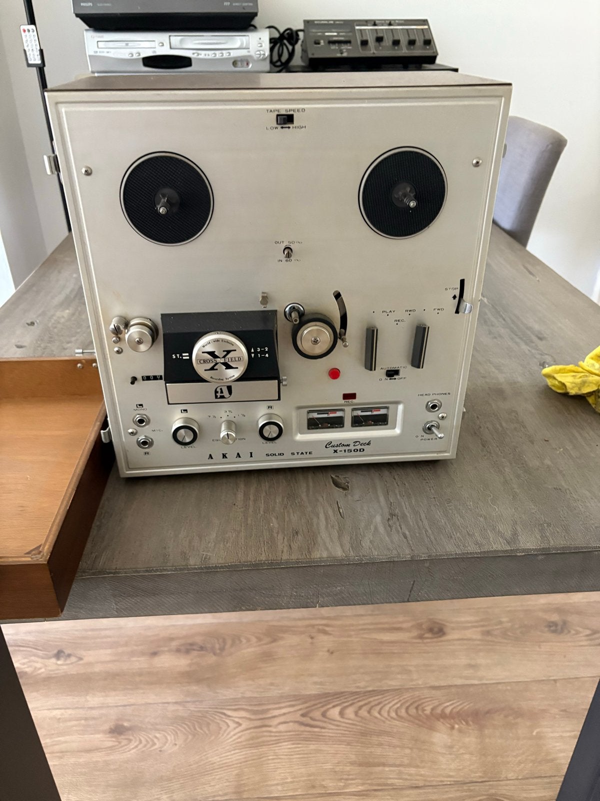 Akai X-150D Bandrecorder met accessoires, Ophalen, Bandrecorder, Met banden
