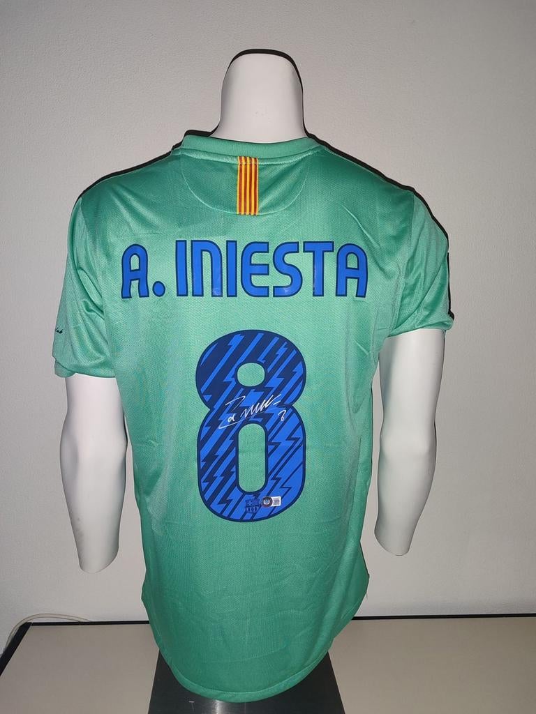 FC Barcelona shirt gesigneerd door Andres Iniesta met Becket, Ophalen of Verzenden, Nieuw, Buitenlandse clubs, Shirt