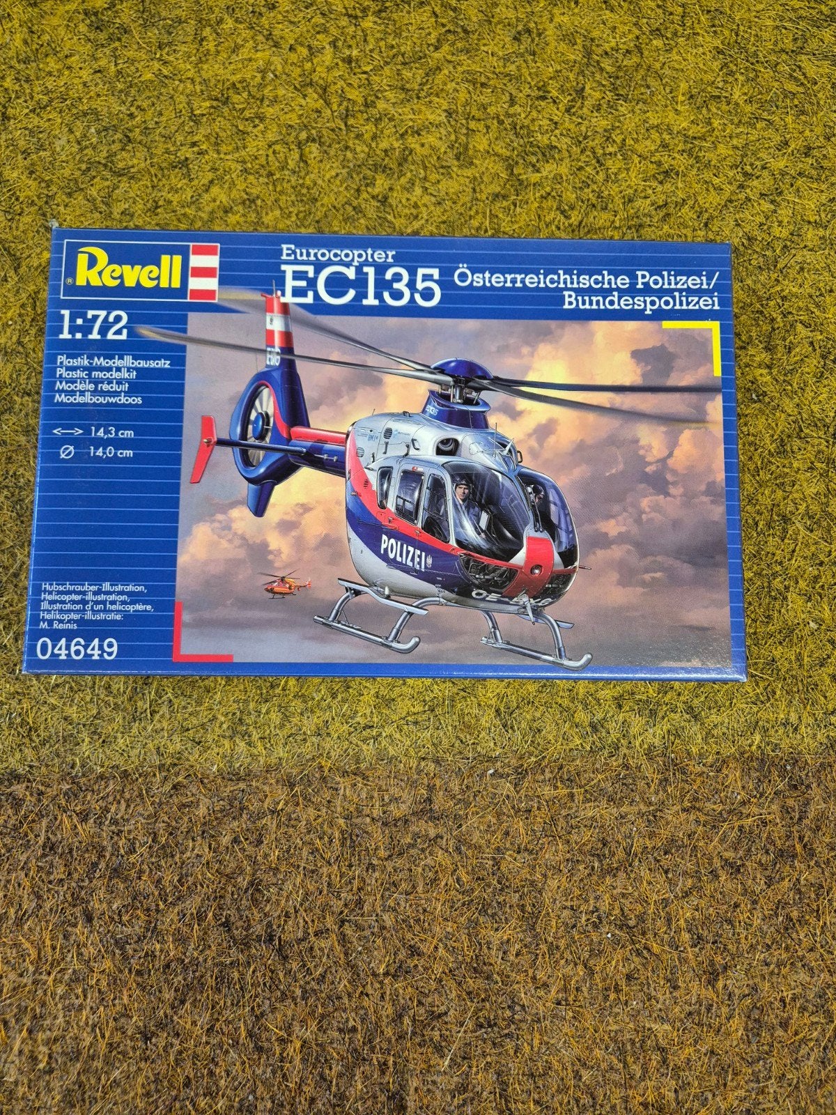 Revell 04649 Eurocopter EC135 Oostenrijkse / Bundes polizei, Hobby en Vrije tijd, Modelbouw | Vliegtuigen en Helikopters, 1:72 tot 1:144