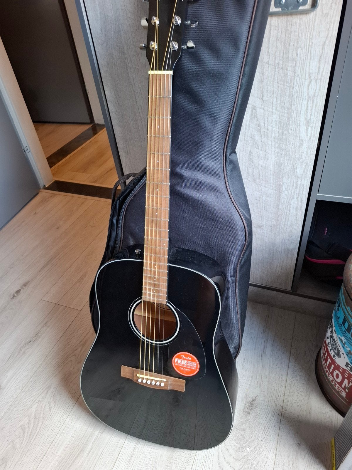 Fender Western gitaar met accessoires en hoes, Muziek en Instrumenten, Ophalen, Zo goed als nieuw, Western- of Steelstringgitaar