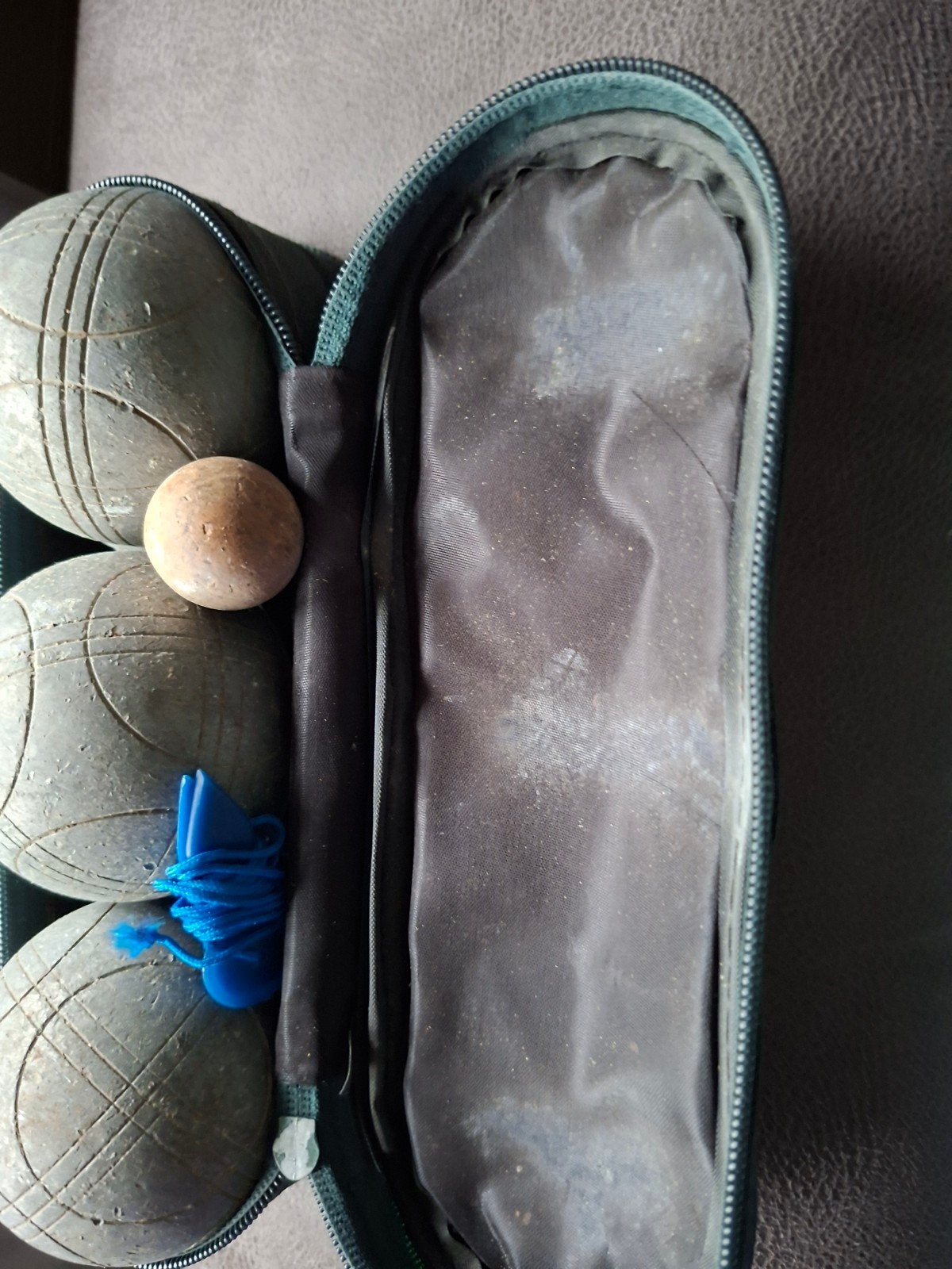 Jeu de boules set, Ophalen, Bal