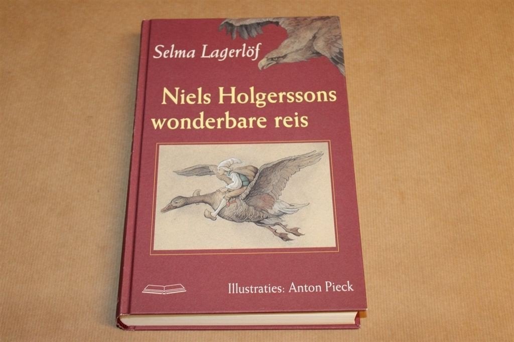 Niels Holgersson — Lagerlöf, Kleurplaten Anton Pieck 2000, Boeken, Ophalen of Verzenden, Gelezen