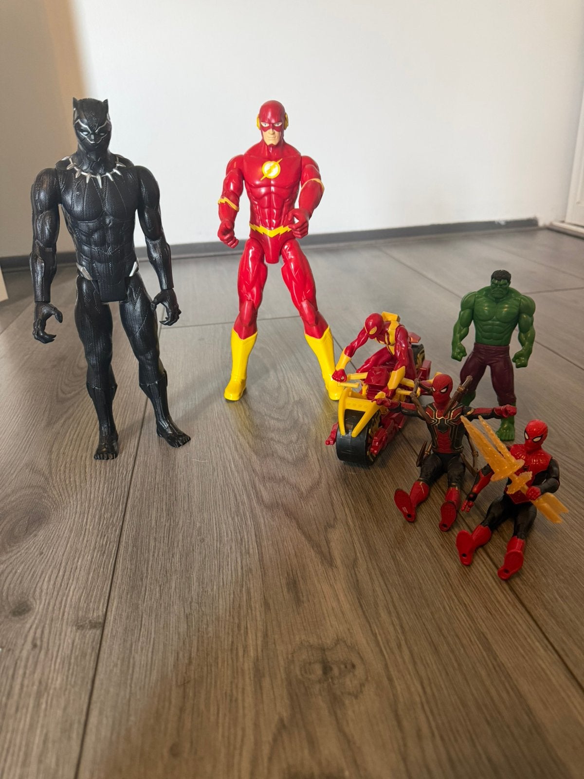 Spiderman, black panther, flash, hulk, Ophalen of Verzenden, Zo goed als nieuw