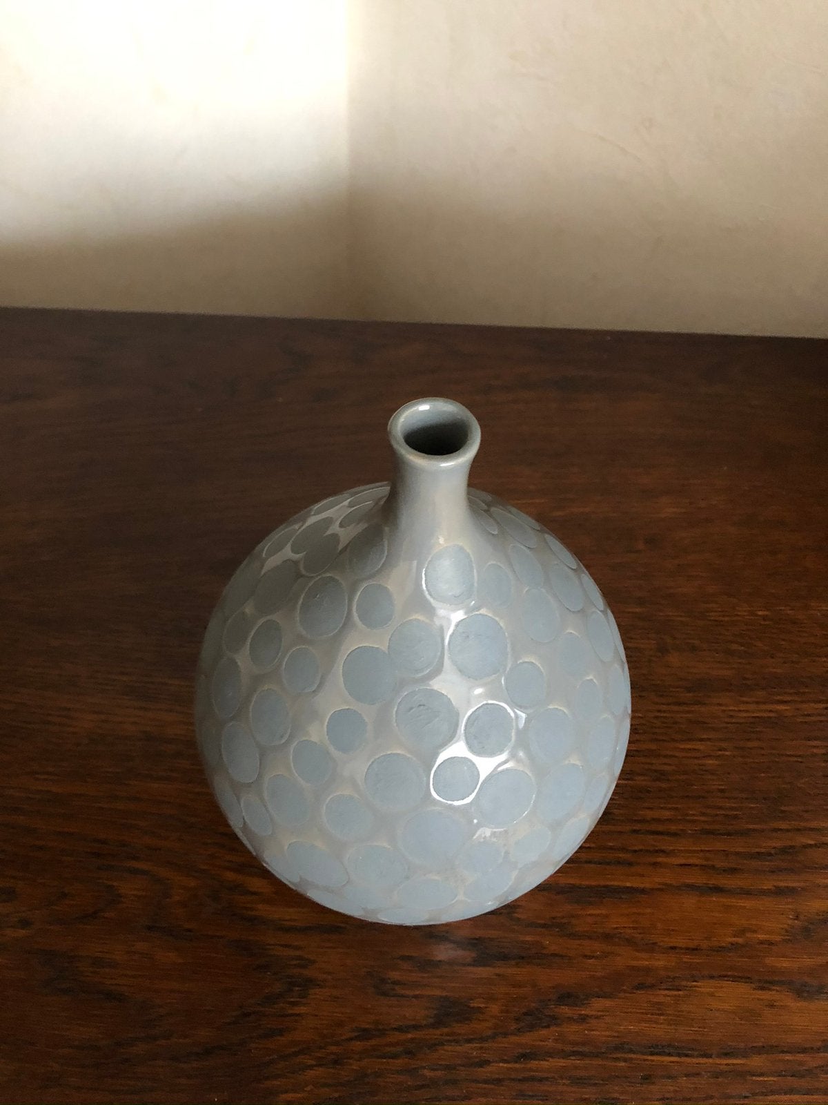Bol vaasje 23 cm hoog, 23 cm, Ophalen of Verzenden, Zo goed als nieuw, Grijs