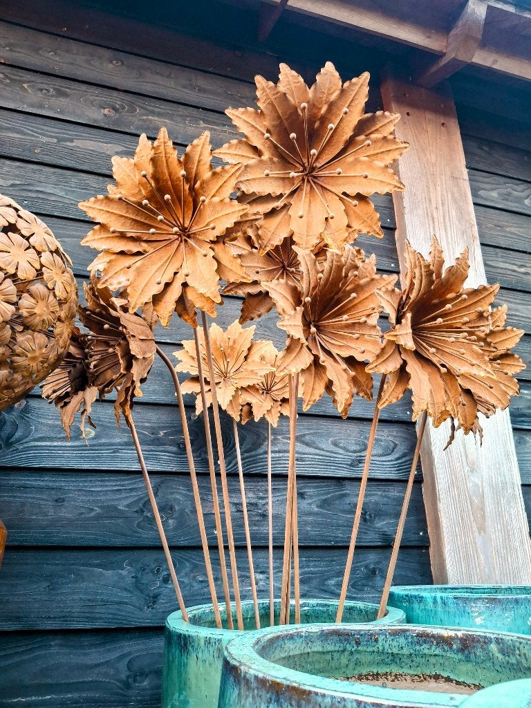 Roest bloem herfst op tuinsteker diameter 25 cm hoog 145 cm., Ophalen of Verzenden, Nieuw