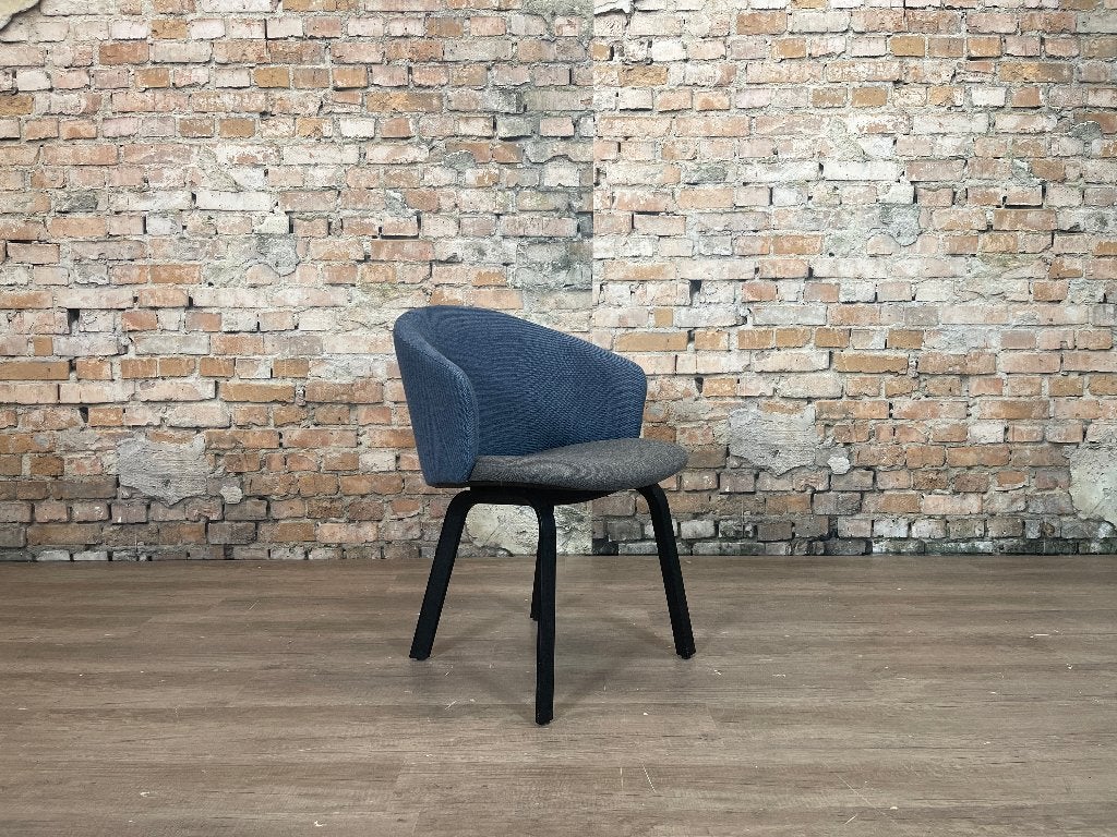 Arco Close blauw grijs bij TheReSales, Huis en Inrichting, Stoelen, Ophalen, Blauw, Design, Zo goed als nieuw