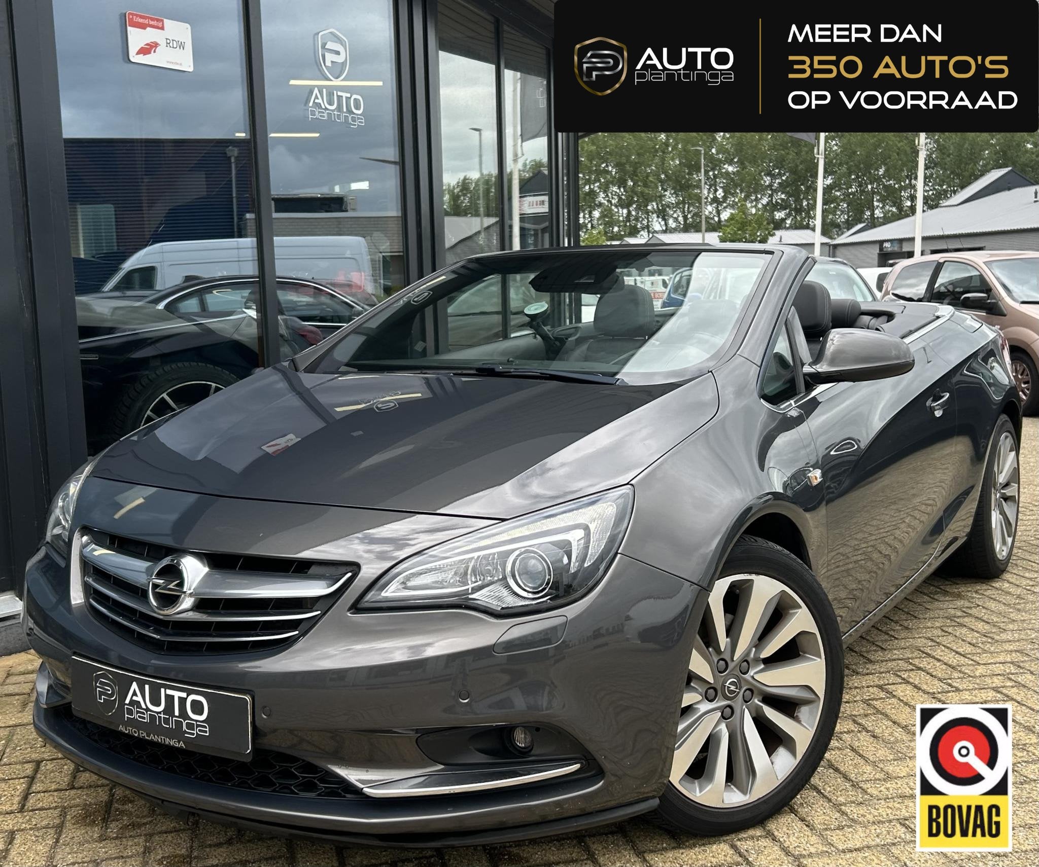 Opel Cascada 1.4 Turbo ecoFLEX Cosmo 140PK | Cabrio | Ledere, Auto's, Opel, Voorwielaandrijving, 4 cilinders, Cabriolet, 4 stoelen