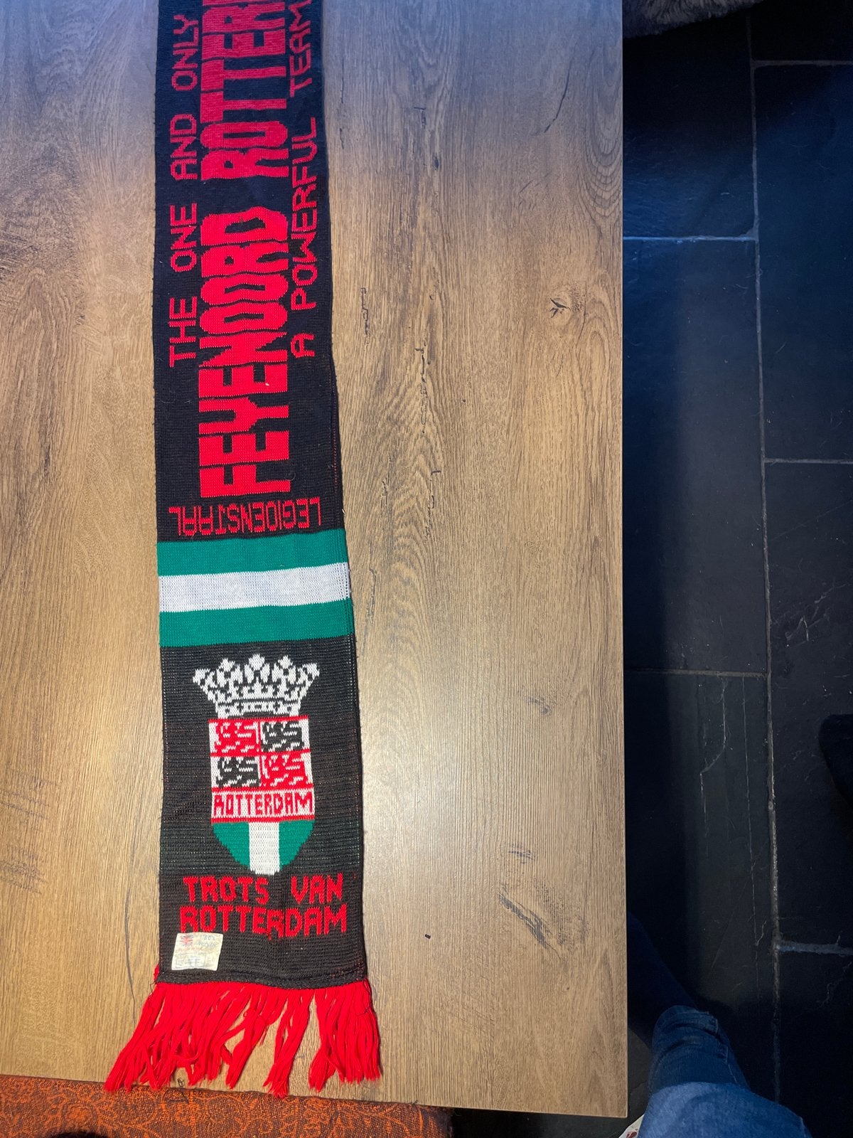 Feyenoord sjaal - The One and Only Rotterdam, Ophalen of Verzenden, Zo goed als nieuw, Feyenoord, Vaantje of Sjaal