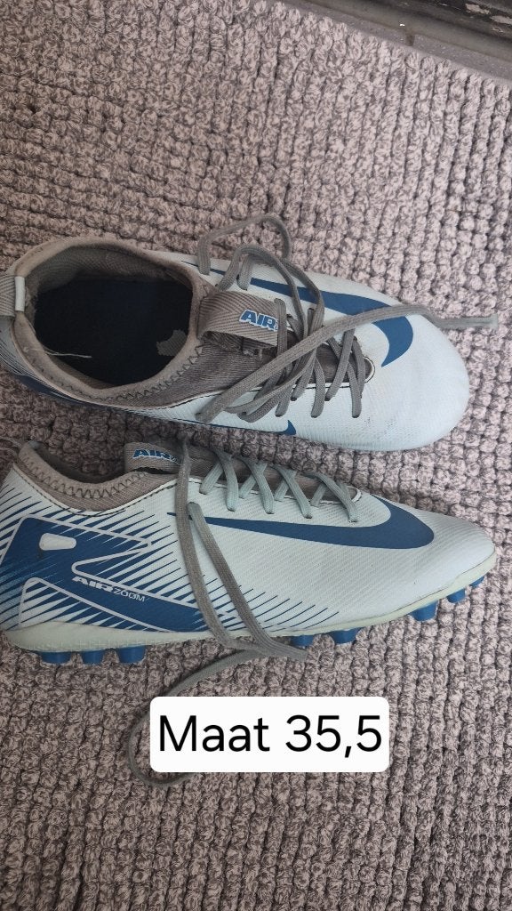 Voetbalschoenen, Ophalen, Maat XS of kleiner, Schoenen, Zo goed als nieuw
