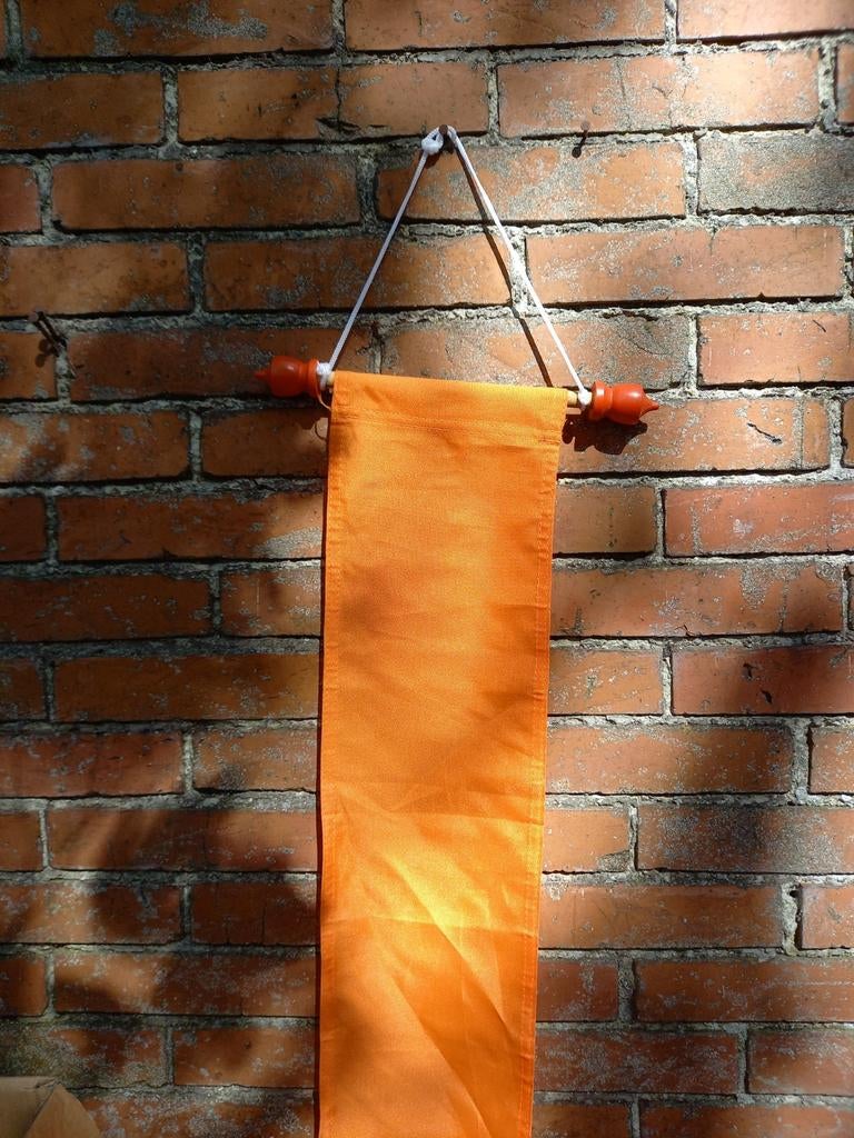 Oranje wimpel, Ophalen