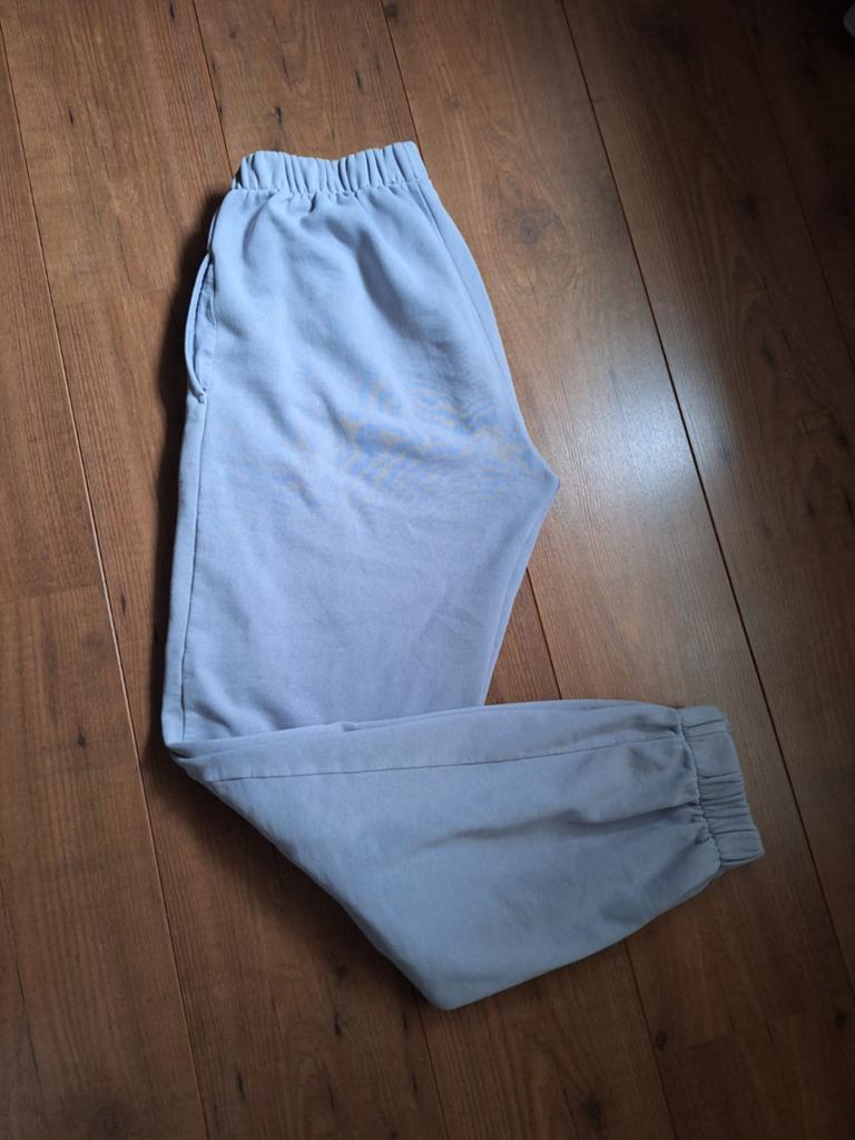 Comfortabele lichtblauwe joggingbroek, Kleding | Dames, Broeken en Pantalons, Zo goed als nieuw, Maat 38/40 (M), Blauw, Lang, Ophalen of Verzenden