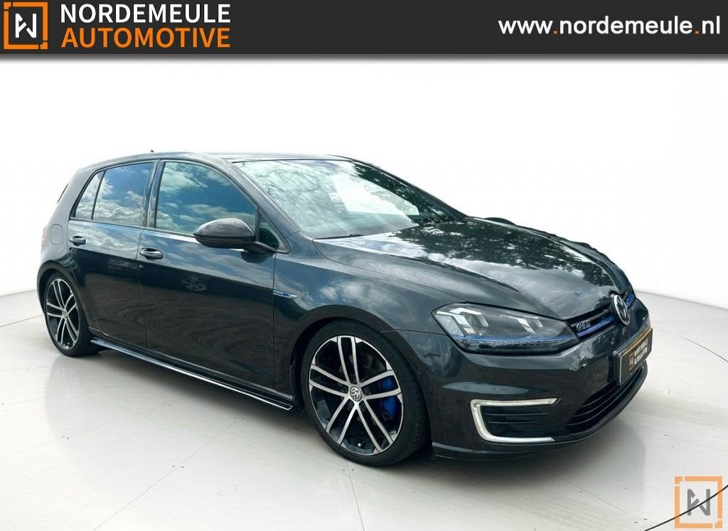 Volkswagen GOLF 1.4 TSI GTE, Pano, Navi, Cruise, Gebruikt, 4 cilinders, 150 pk, Zwart