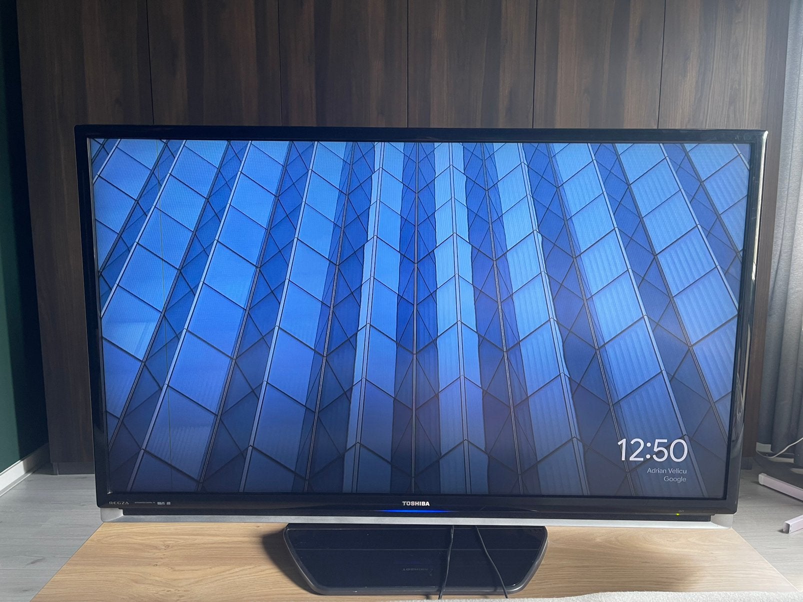 (t.e.a.b.) Toshiba LCD COLOUR TV (46”), Ophalen, 50 Hz, LCD, 100 cm of meer