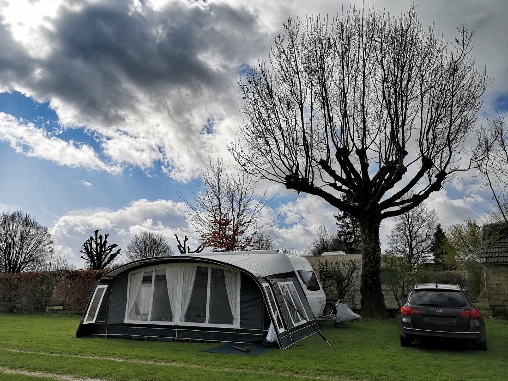 Bürstner Premio Life 480 TL 2019, Caravans en Kamperen, Caravans, 2 aparte bedden, Schokbreker, Treinzit, Particulier