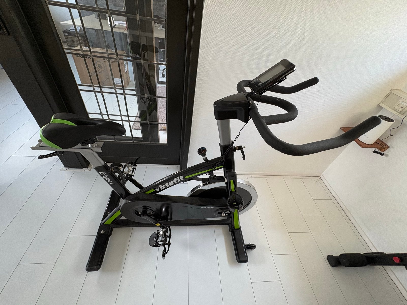 VirtuFit Etappe 1 Indoorfiets - Zwart, Ophalen, Spinningfiets, Zo goed als nieuw, Metaal