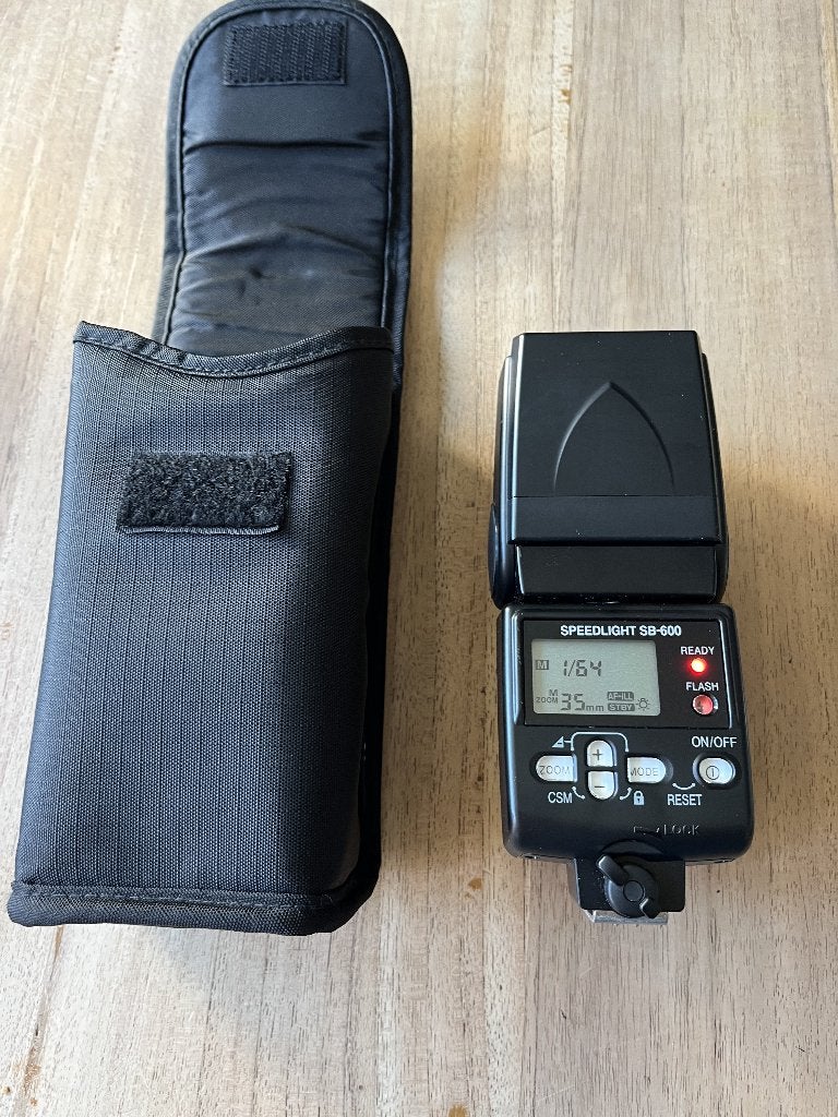 Nikon SB-600, Audio, Tv en Foto, Nikon, Externe flitser, Kantelbaar, Ophalen of Verzenden