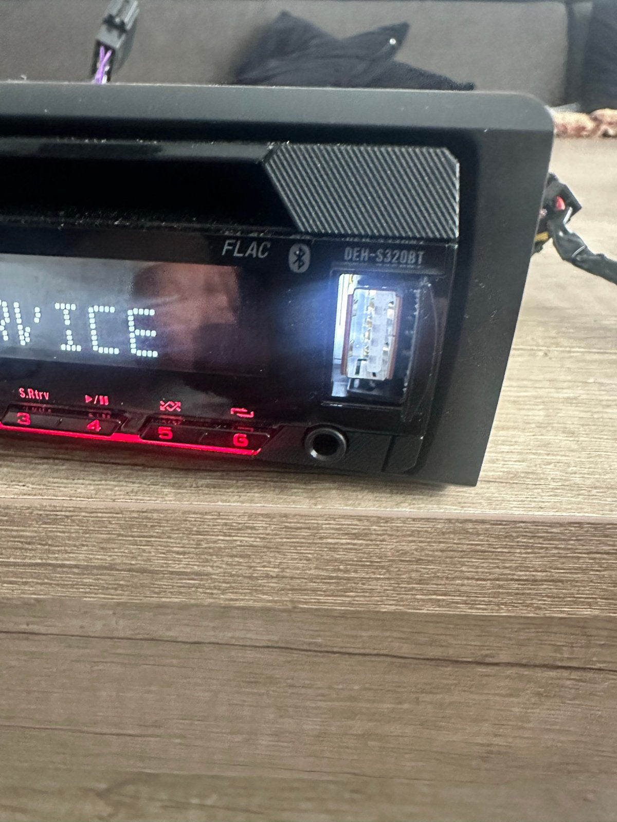 Pioneer DEH-S320BT Autoradio met Bluetooth en USB, Ophalen of Verzenden, Gebruikt