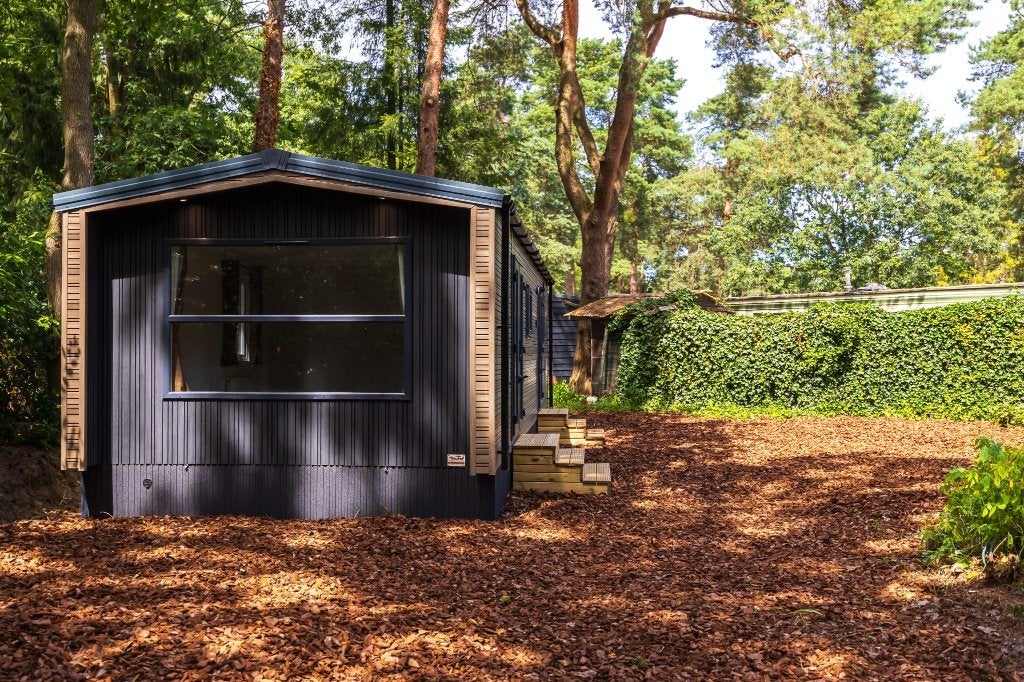 Te koop: nieuw chalet op de Veluwe (Nunspeet), Caravans en Kamperen, Tot en met 6