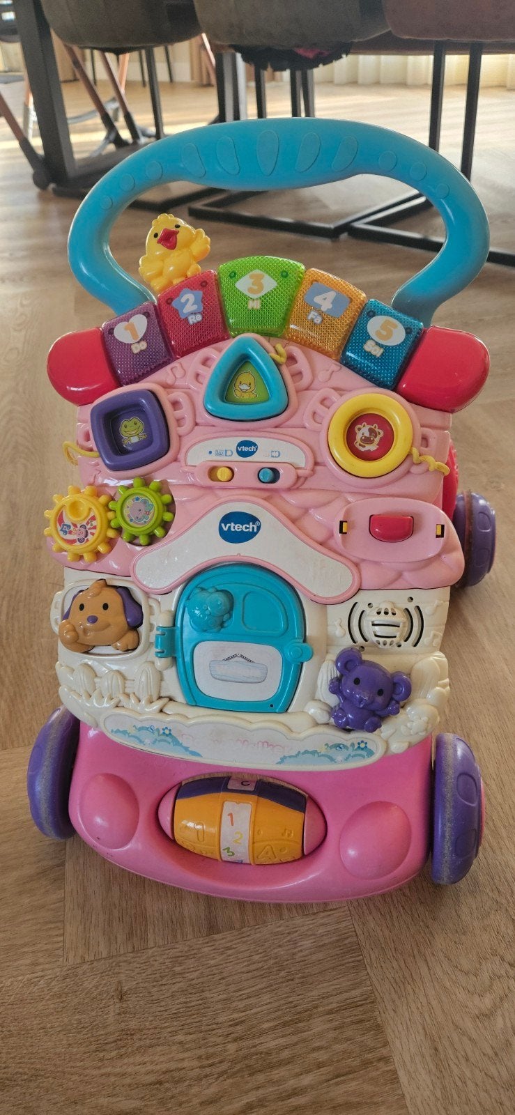 VTech loopkar met lichtjes en geluidjes, Ophalen