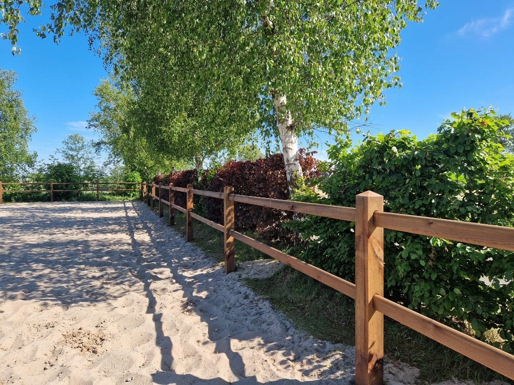 Houten omheining, Gaas omheining, Elektrische omheining, Dieren en Toebehoren
