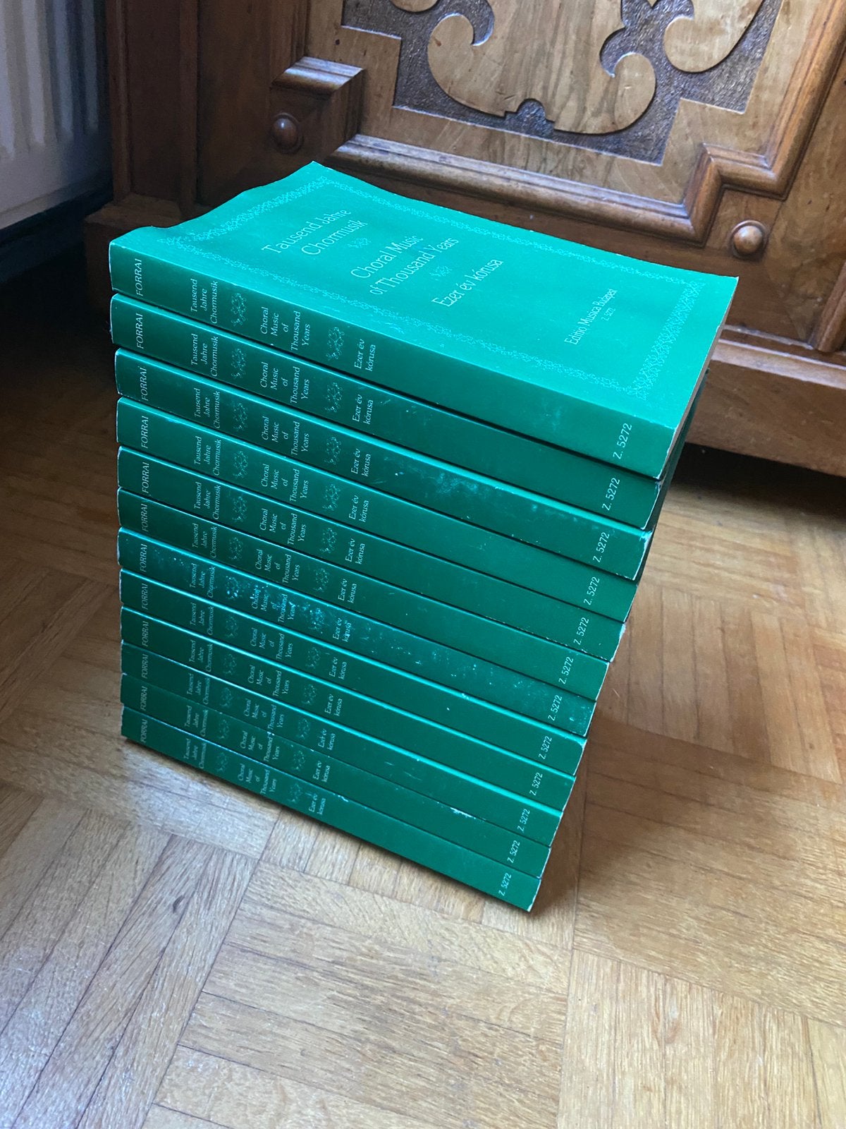 12 nieuwe koorboeken - 1000 jaar koormuziek (Budapest), Ophalen of Verzenden, Artiest of Componist