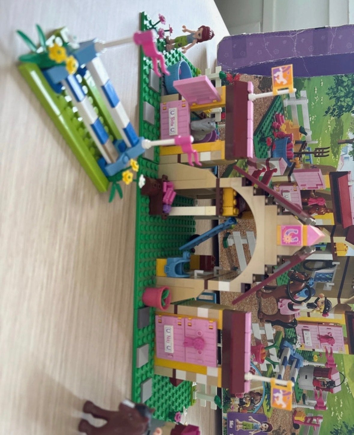 LEGO Friends Heartlake Paardenstal (3189) - Bijna Compleet, Ophalen, Gebruikt