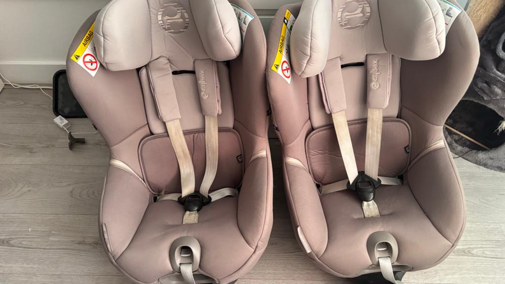 2 Cybex kinderstoelen met vaste Isofix, Gebruikt, 0 t/m 18 kg, Verstelbare rugleuning, Isofix