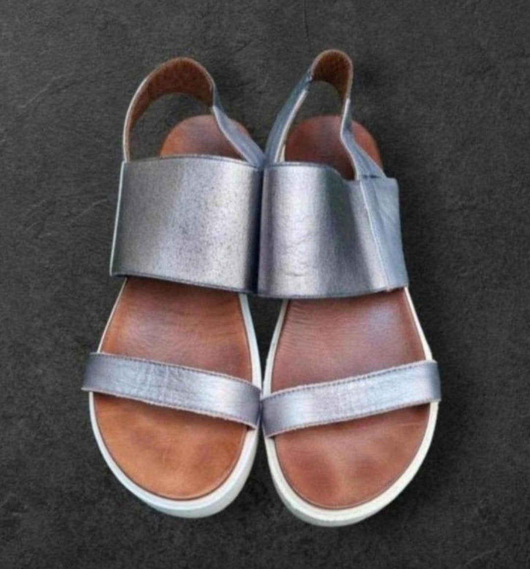 Stijlvolle Grijze Inuovo Sandalen - Maat 37, Kleding | Dames, Inuovo, Zo goed als nieuw, Grijs, Sandalen of Muiltjes