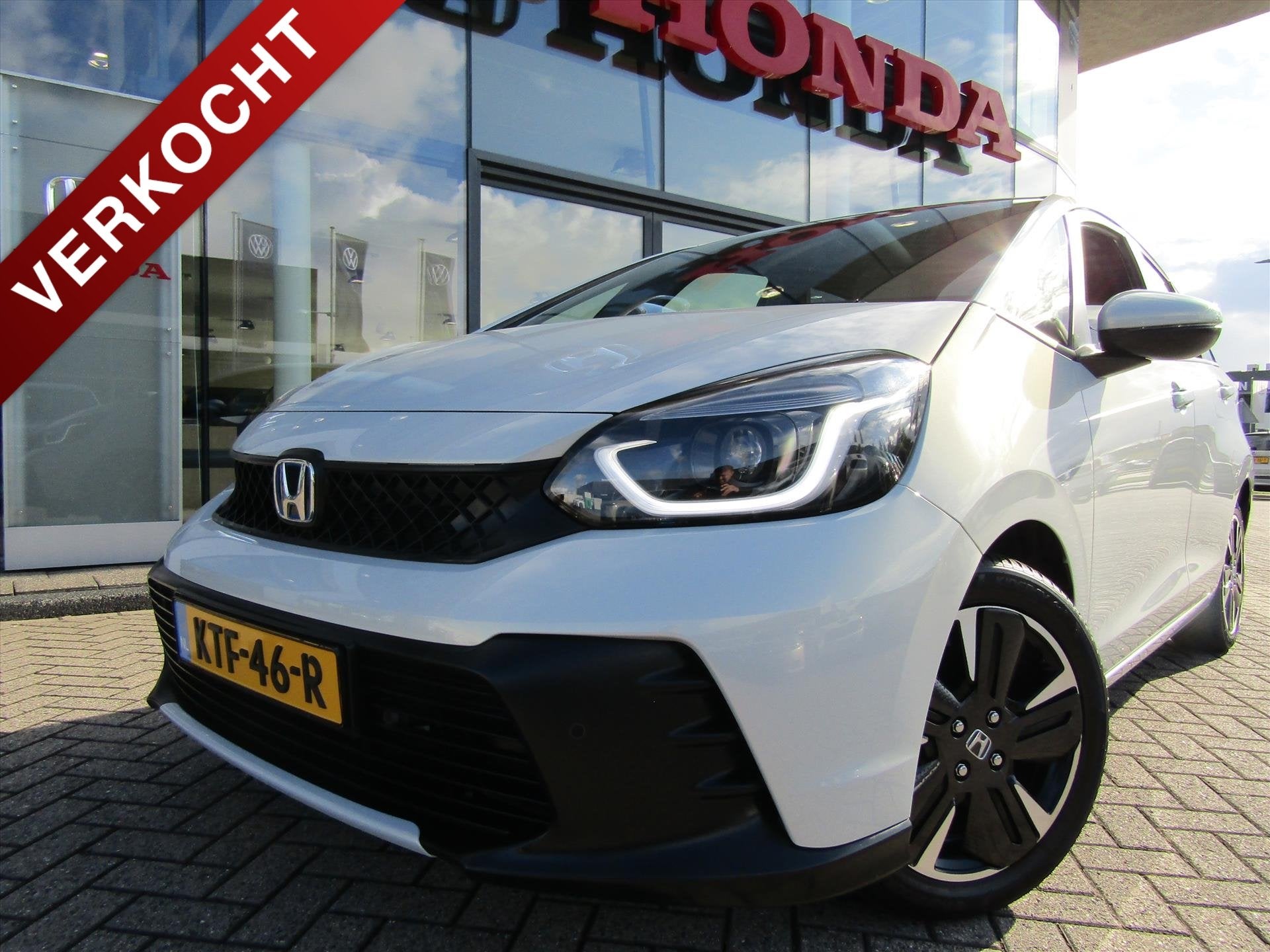 Honda Jazz 1.5 i-MMD 122pk Hybrid CVT, Auto's, Automaat, Metallic lak, 4 cilinders, Leder en Stof