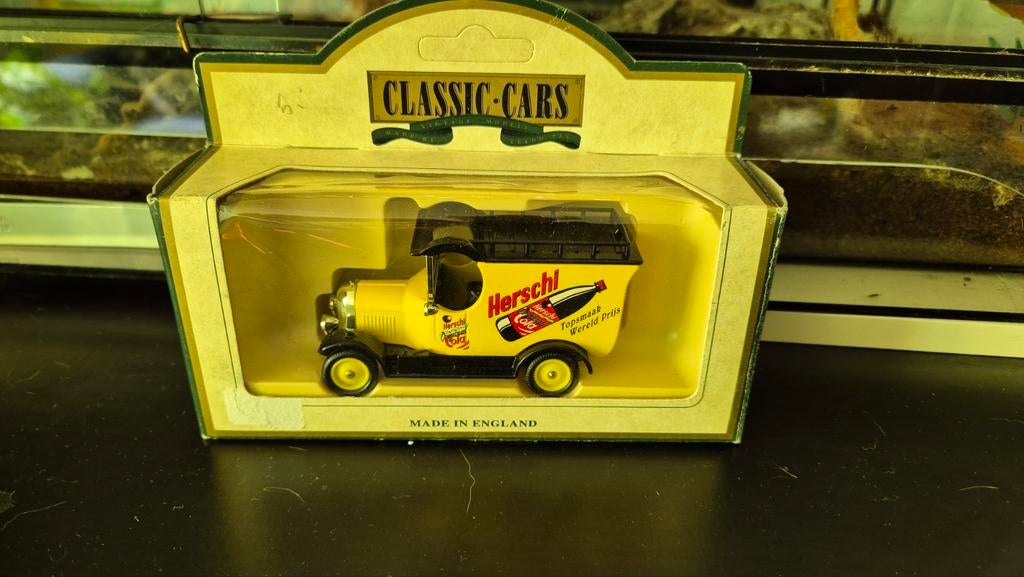 Herschi cola vintage vrachtwagen, Ophalen of Verzenden, Zo goed als nieuw, Bus of Vrachtwagen
