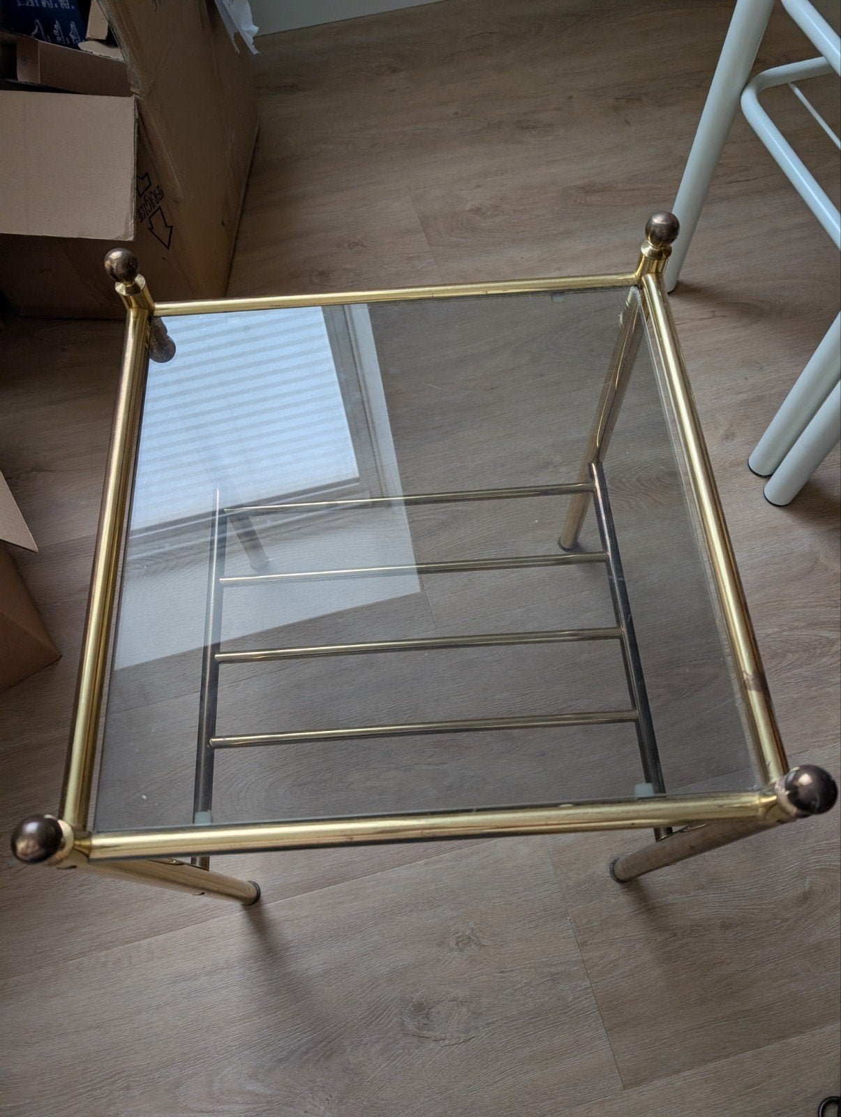 Bijzettafel messing rookglas 41x41x49cm, Minder dan 55 cm, Gebruikt, Metaal of Aluminium, Vierkant