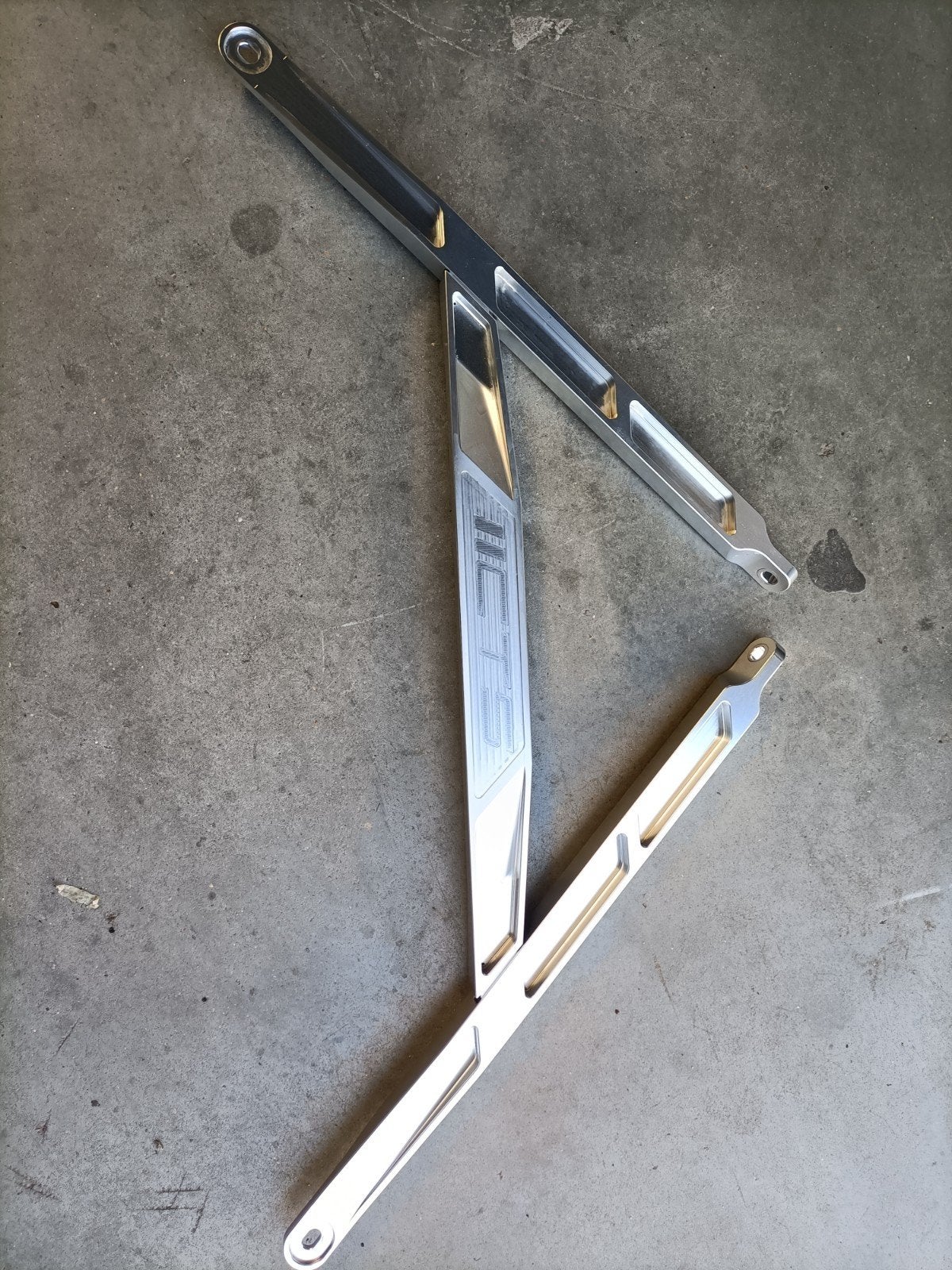 CTS veerpoot brug Audi A4/A5 B9 2017-2024, Ophalen