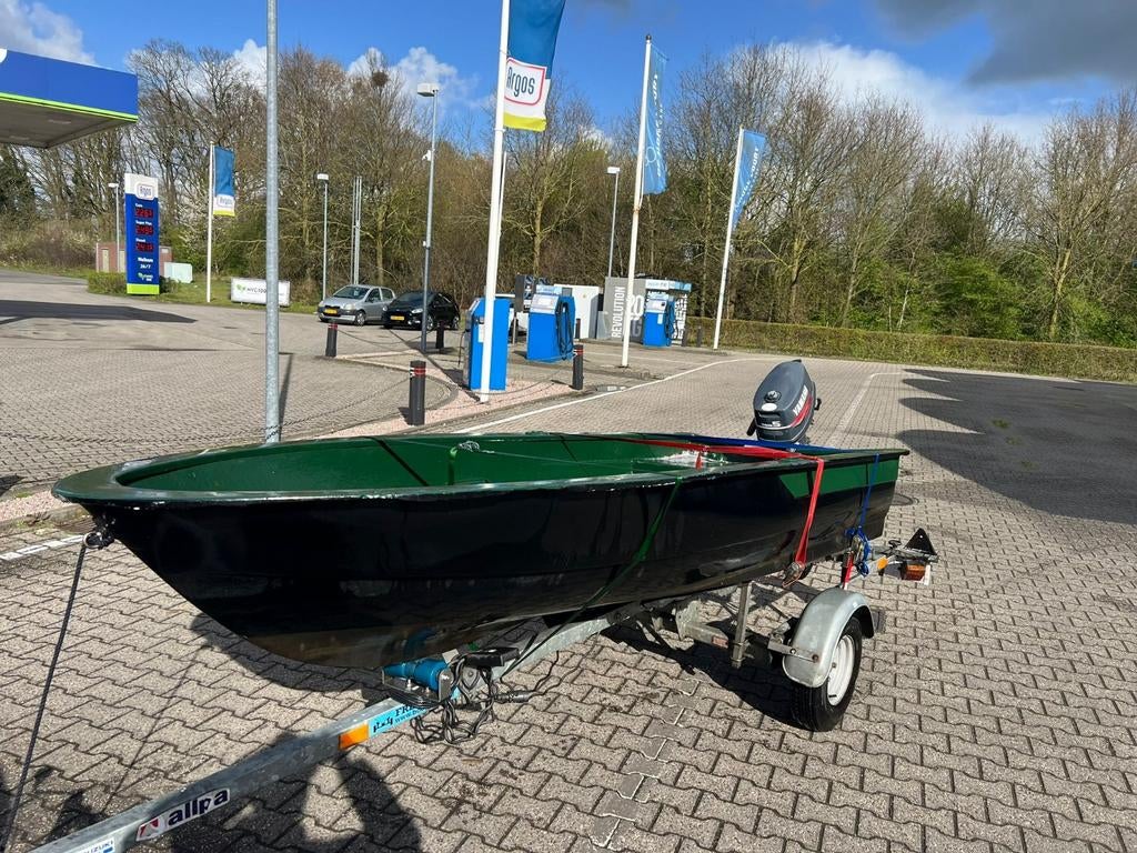 Mooie boot (zonder trailer en moter), Ophalen