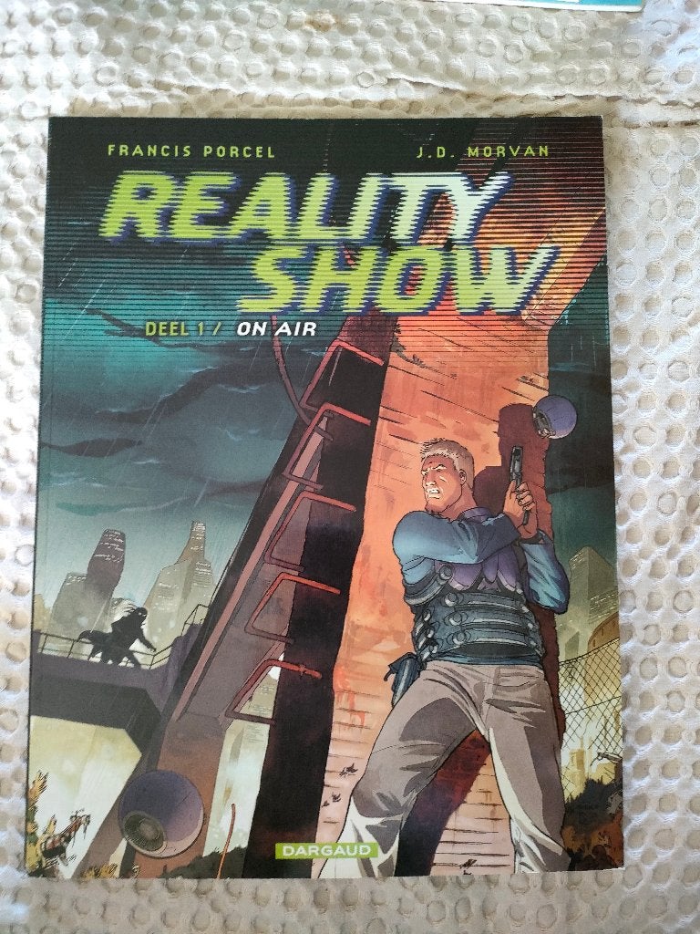 REALITY SHOW, Complete serie of reeks, Ophalen of Verzenden, Zo goed als nieuw