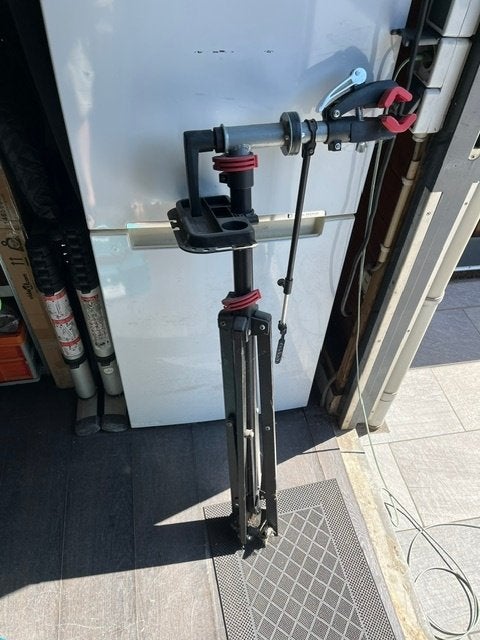 Montagestandaard fiets, Fietsen en Brommers, Ophalen, Gebruikt, Overig gereedschap