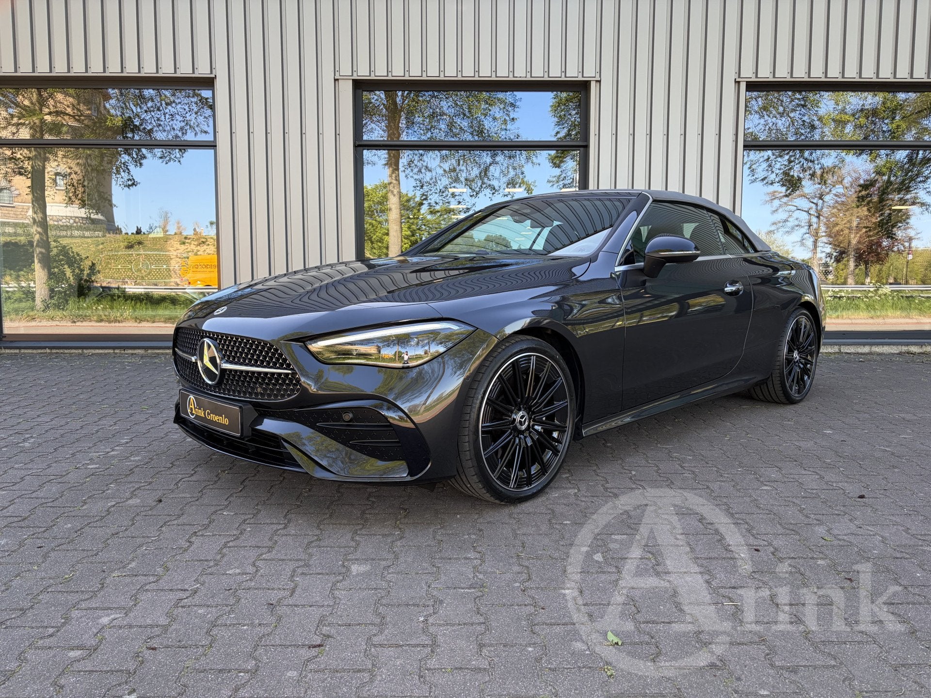 Mercedes-Benz CLE Cabriolet 180 AMG Line Memorypakket, Winte, Automaat, Gebruikt, Zwart, 4 cilinders