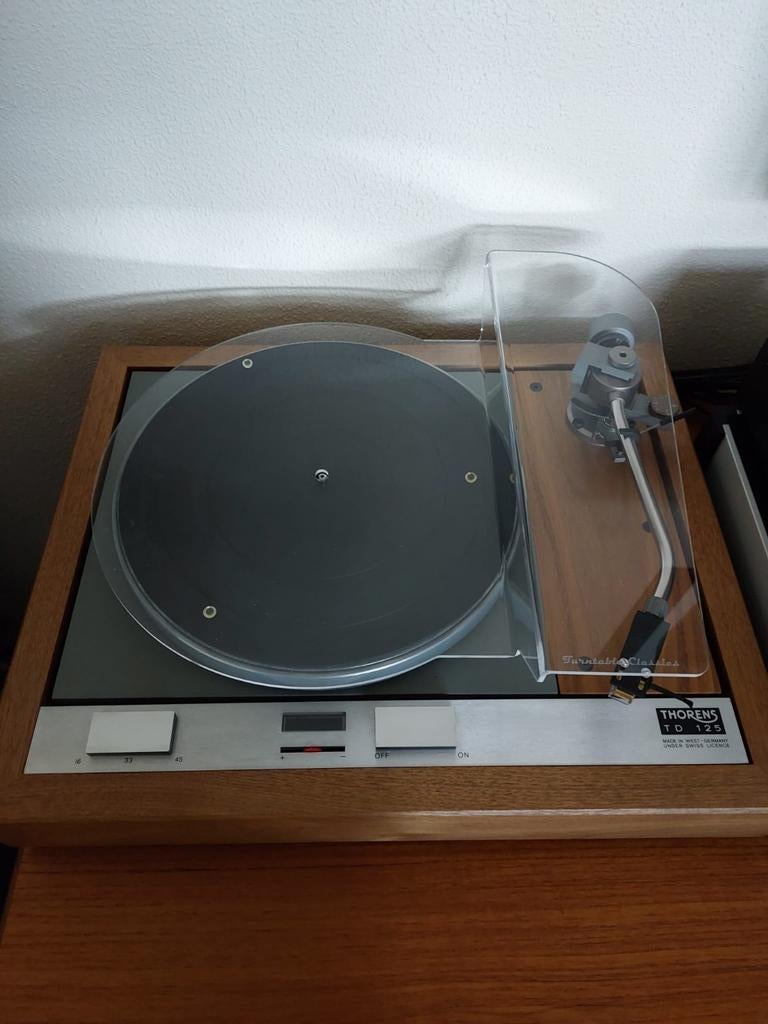 Thorens 125 met jelco 750 arm, VML40ML el., Audio, Tv en Foto, Platenspelers, Zo goed als nieuw, Platenspeler, Thorens, Pitch-regelaar