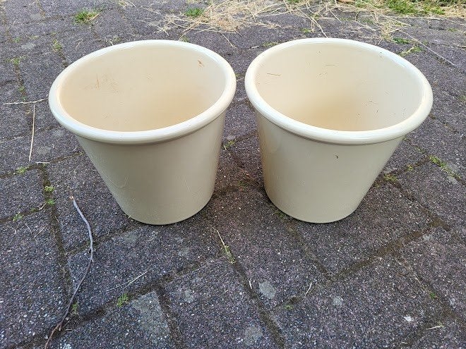 Bloempotten créme kleur, Rond, Ophalen of Verzenden, Zo goed als nieuw, Balkon