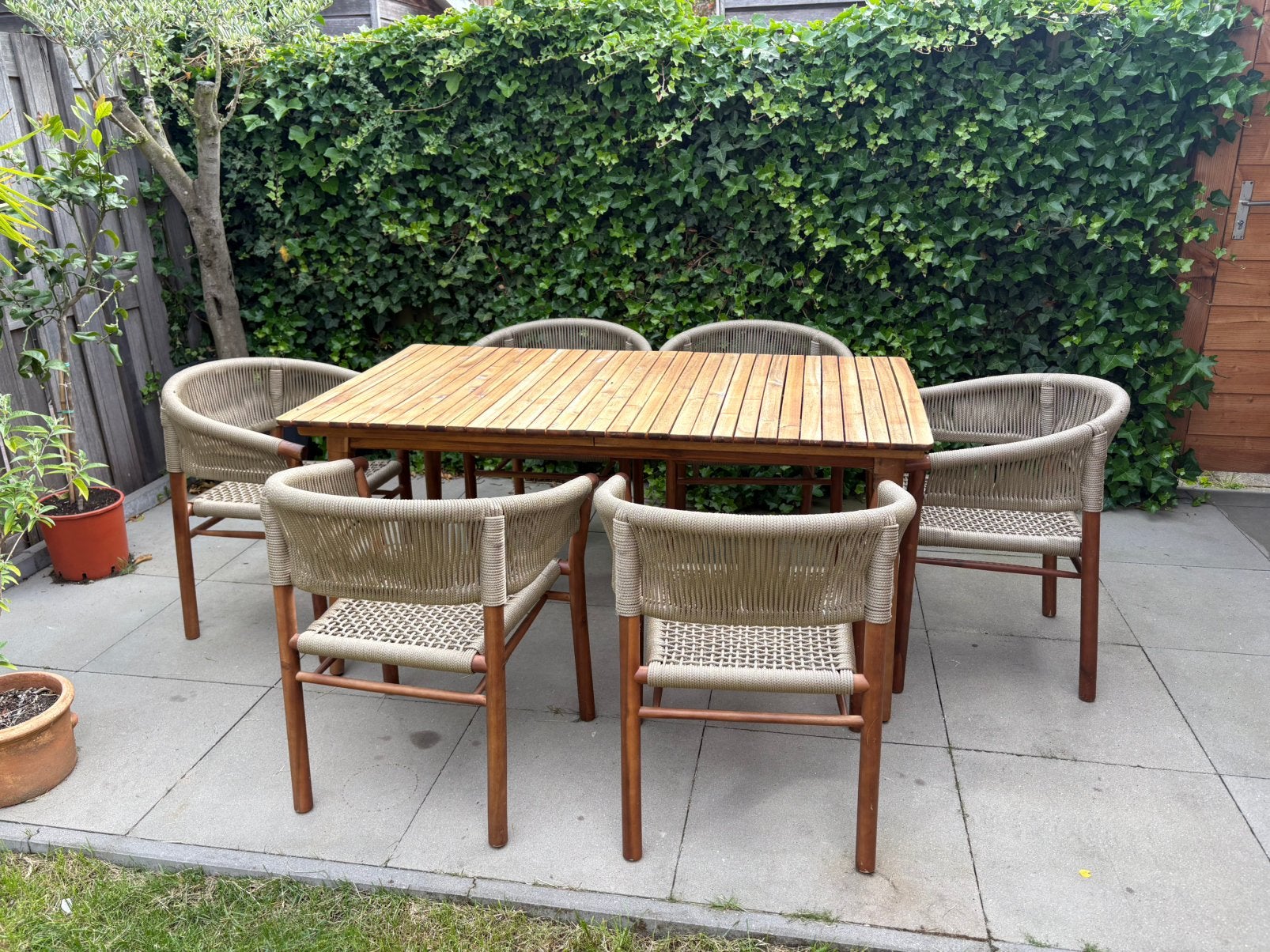 Tuinset uitschuifbaar met zes stoelen, Ophalen, Zo goed als nieuw, Hout, Stoel