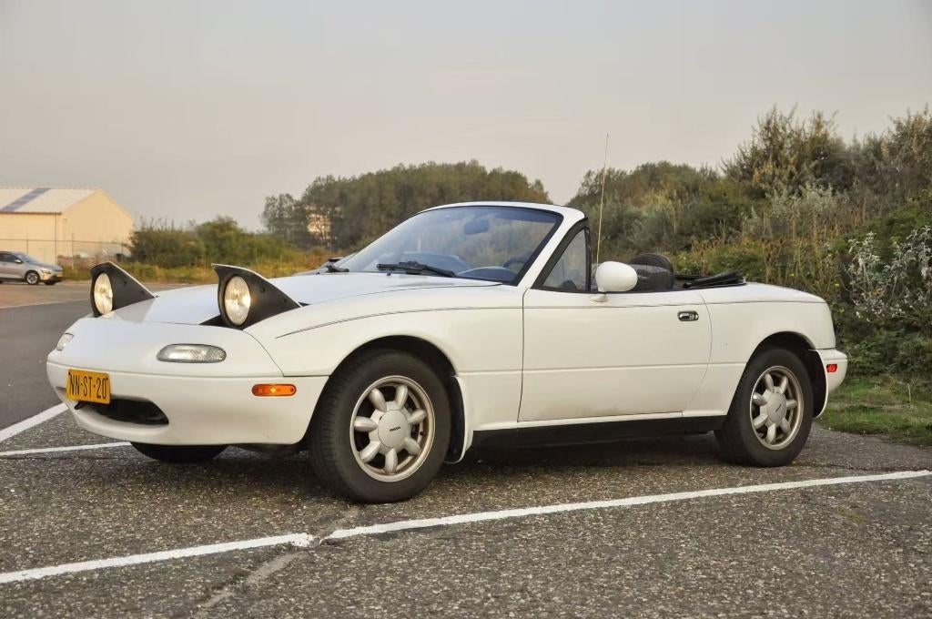 Mazda MX-5 1.6 Miata U9 1992 Wit, Achterwielaandrijving, Zwart, 4 cilinders, Cabriolet