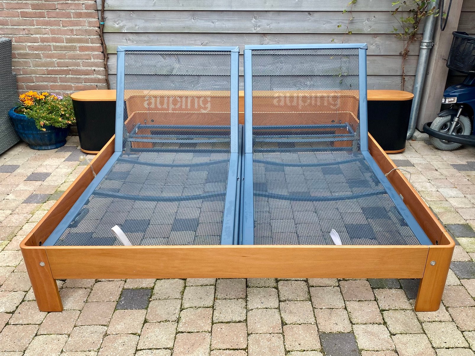 Auping Auronde 1000 bed verstelbaar met achterwand, Ophalen, Verstelbaar, Bruin, Tweepersoons