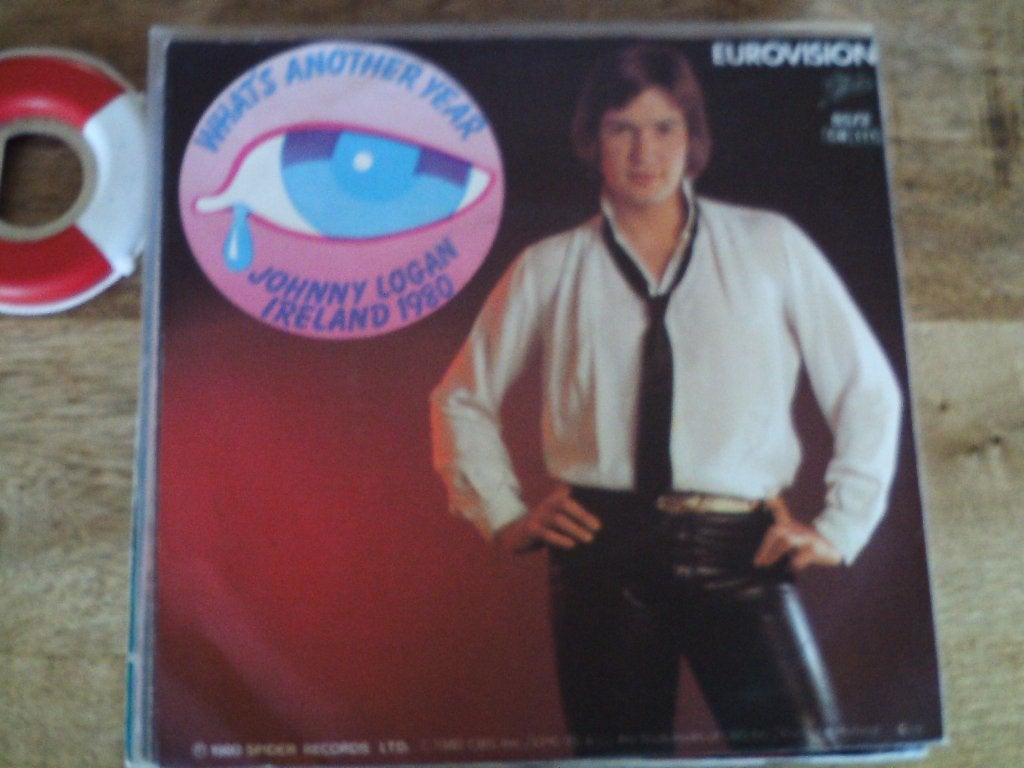 Johnny Logan - What's Another Year (Eurovision 1980) 27a, 7 inch, Ophalen of Verzenden, Zo goed als nieuw, Pop