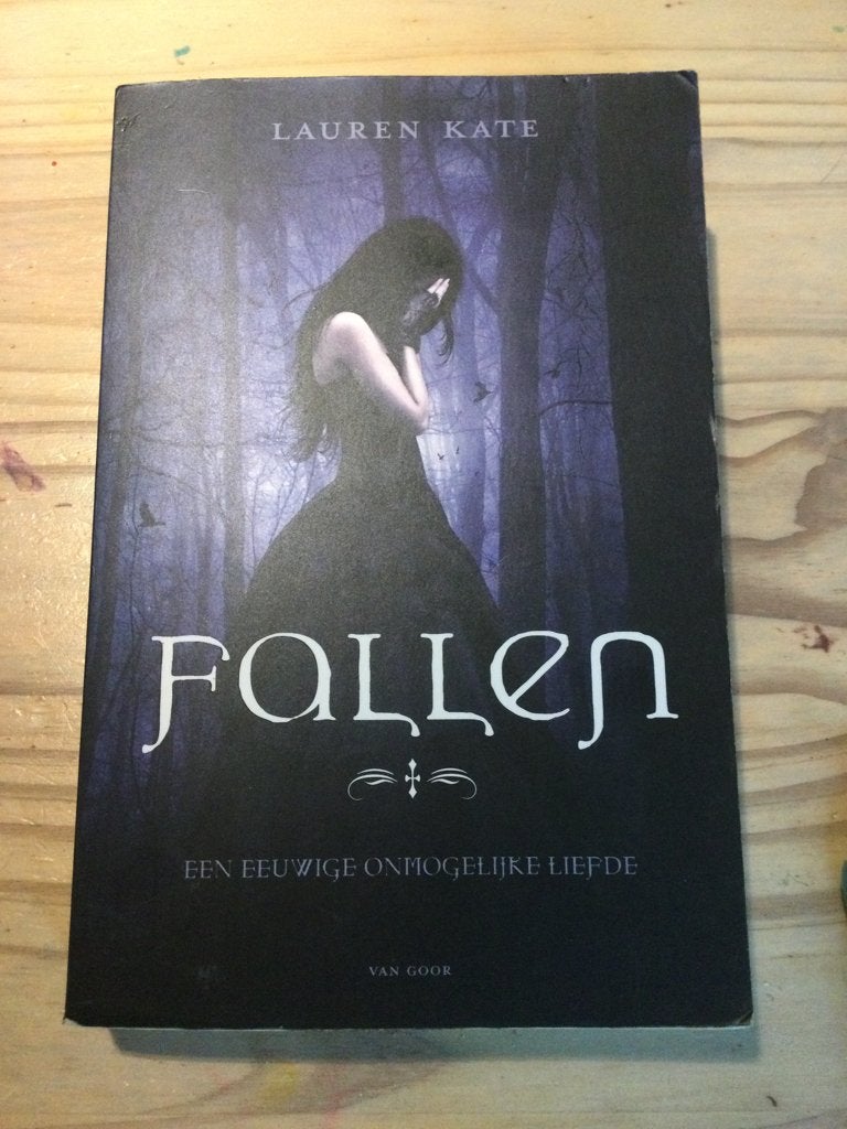 Lauren kate    Fallen, Boeken, Ophalen of Verzenden, Gelezen, Lauren kate