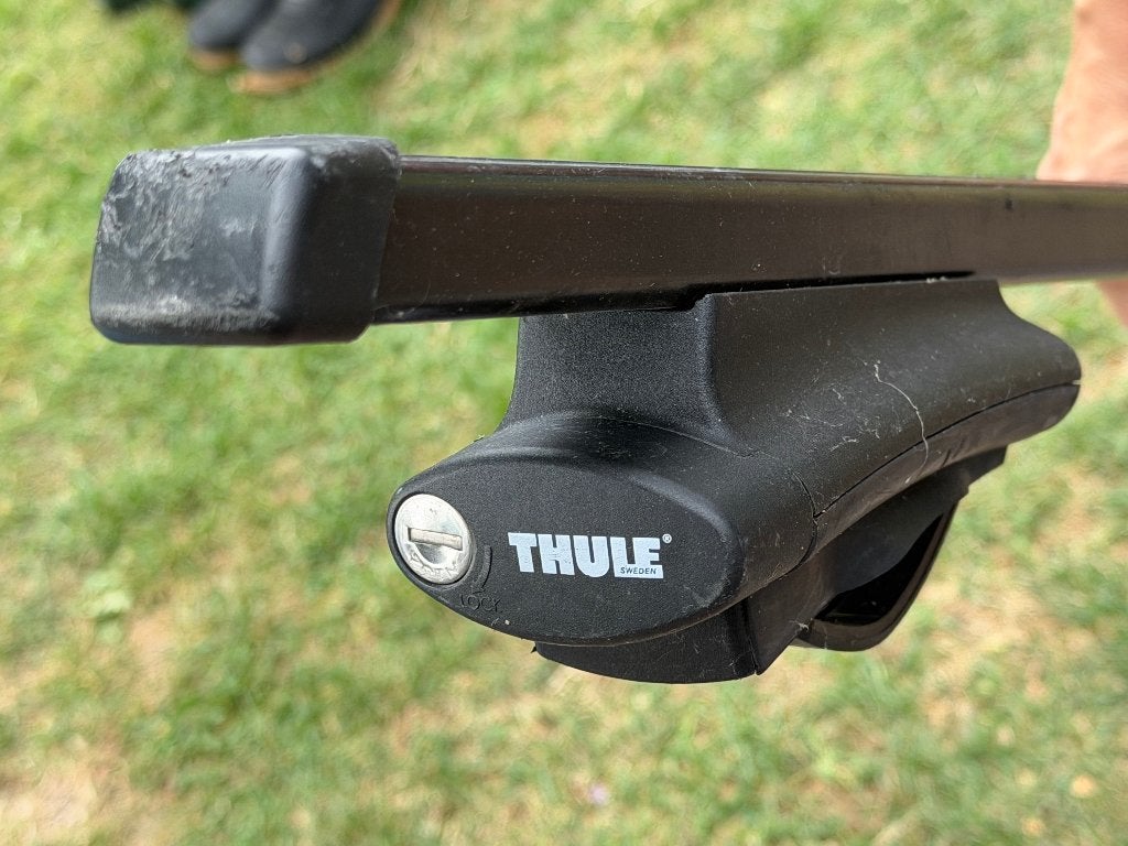 Thule universele dakdragerset, model 853-2341-07, Auto diversen, Dakdragers, Ophalen, Gebruikt